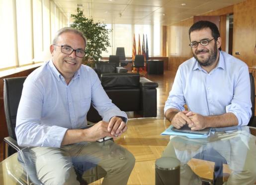 Vidal se compromete en Ibiza a acelerar 'al máximo' la tramitación del Plan de Sequía